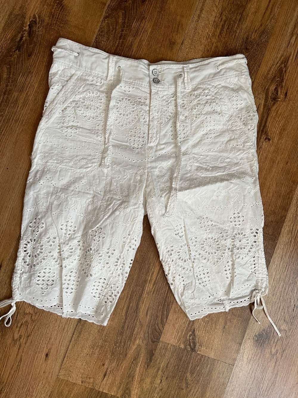 Sundance  White Bermuda women's 10 Mint